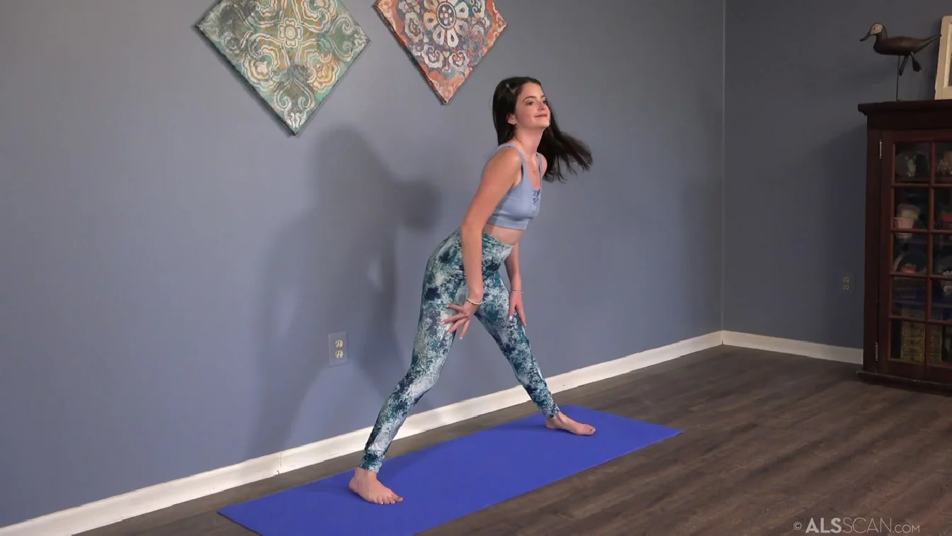 Preview of ALSScan Bella Forbes Stretch And Release BTS XXX